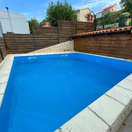 With Pool Near Sea Feriehus Dramalj